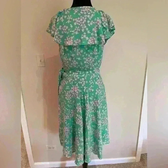 Draper James RSVP Ruffle Wrap DRESS Green Pink FLORAL - Picture 9 of 10